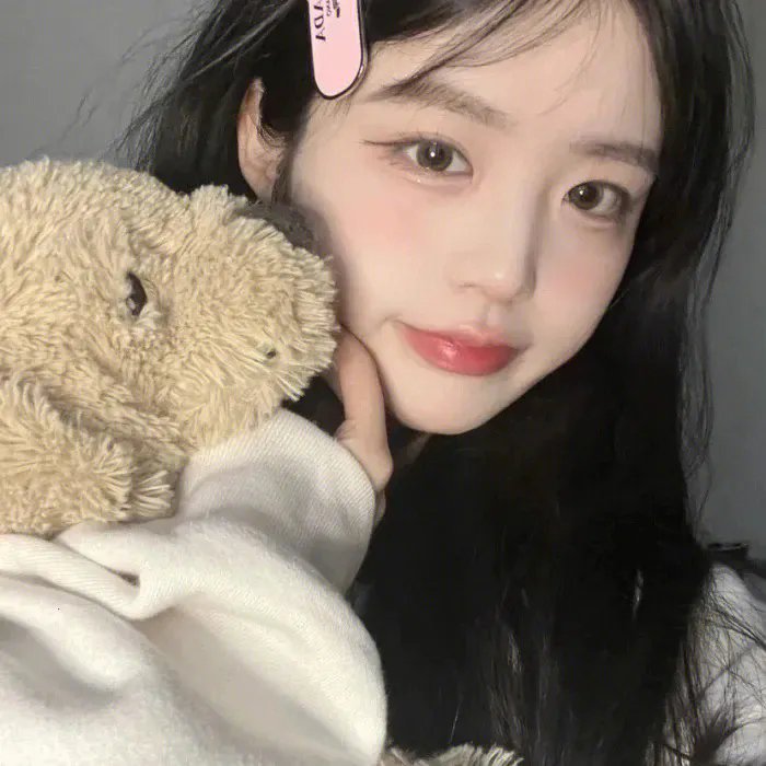 不在犯罪现场海报